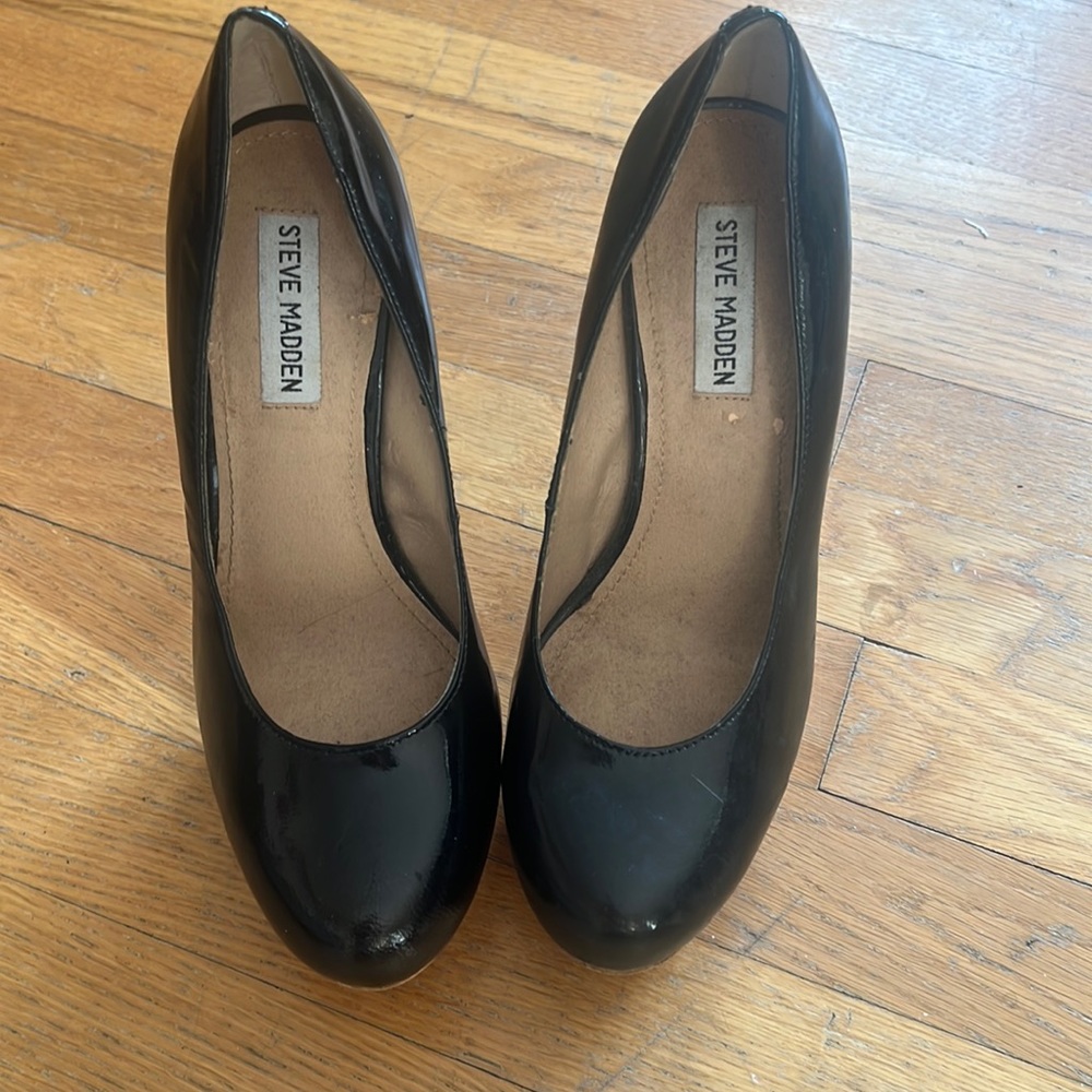 Steve Madden Patent leather heels. Size 8.5 worn once.